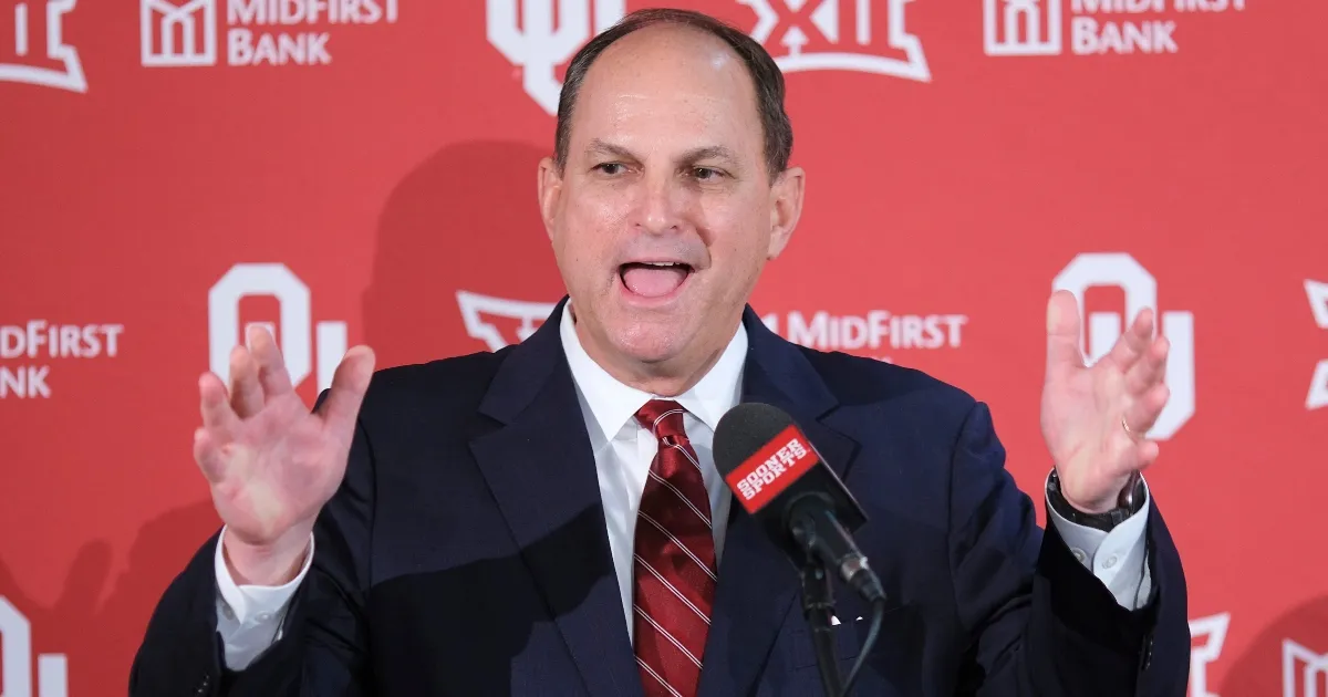 Laporan: Joe Castiglione, AD Oklahoma, Ambil Keputusan Karier Besar