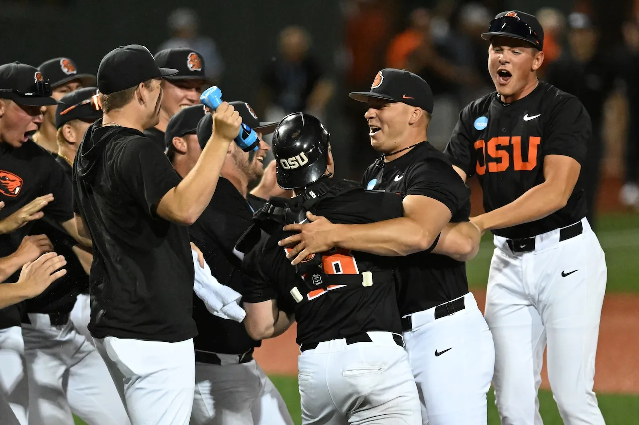 'Omaha Ada dalam Darah Berang-Berang': Bisbol Oregon State Hantam Florida State, Raih Tiket ke College World Series
