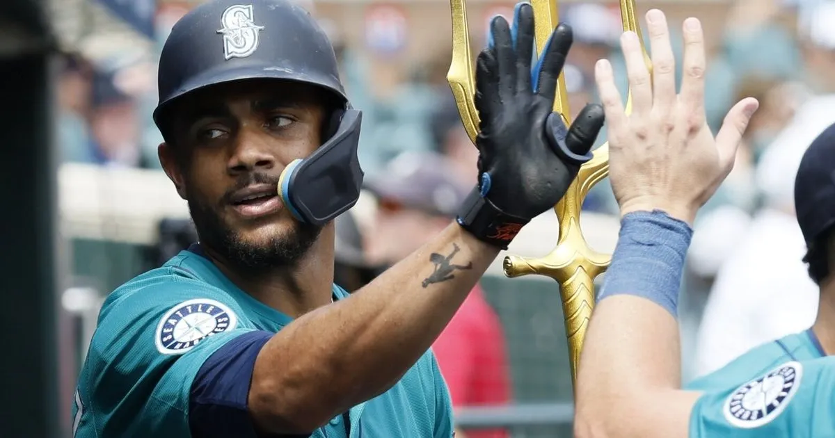 Julio Rodríguez Memukul Jauh Lagi Saat Mariners Menyapu Tim Terbaik Baseball