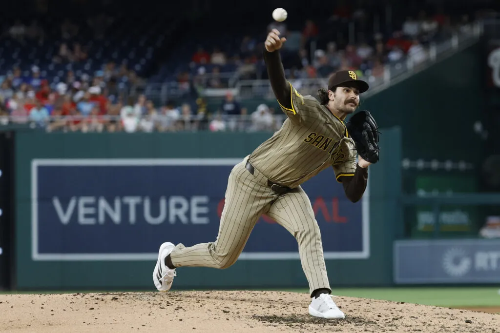 Padres Diskusi Dylan Cease dengan Beberapa Tim