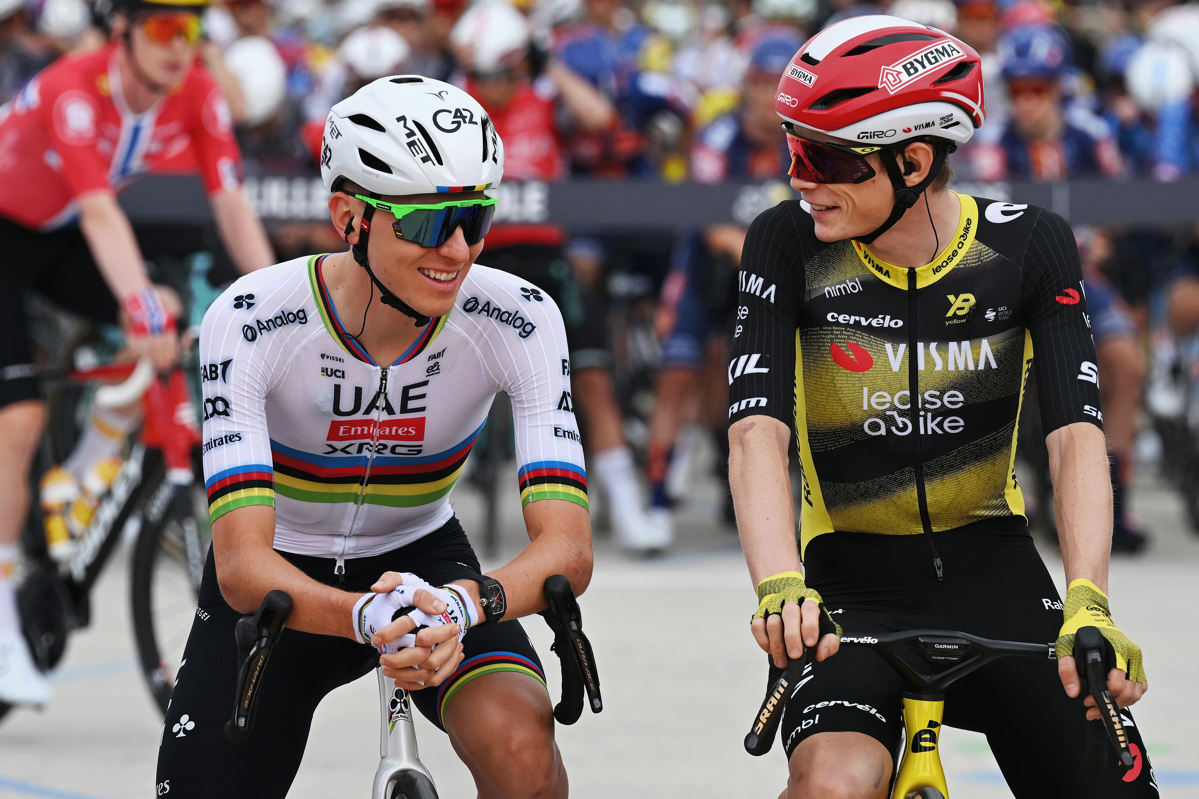 "Hari untuk Van der Poel, Van Aert dan tentu saja Tadej' – Akankah Pogačar mengenakan jersey kuning di akhir etape 2 Tour de France?