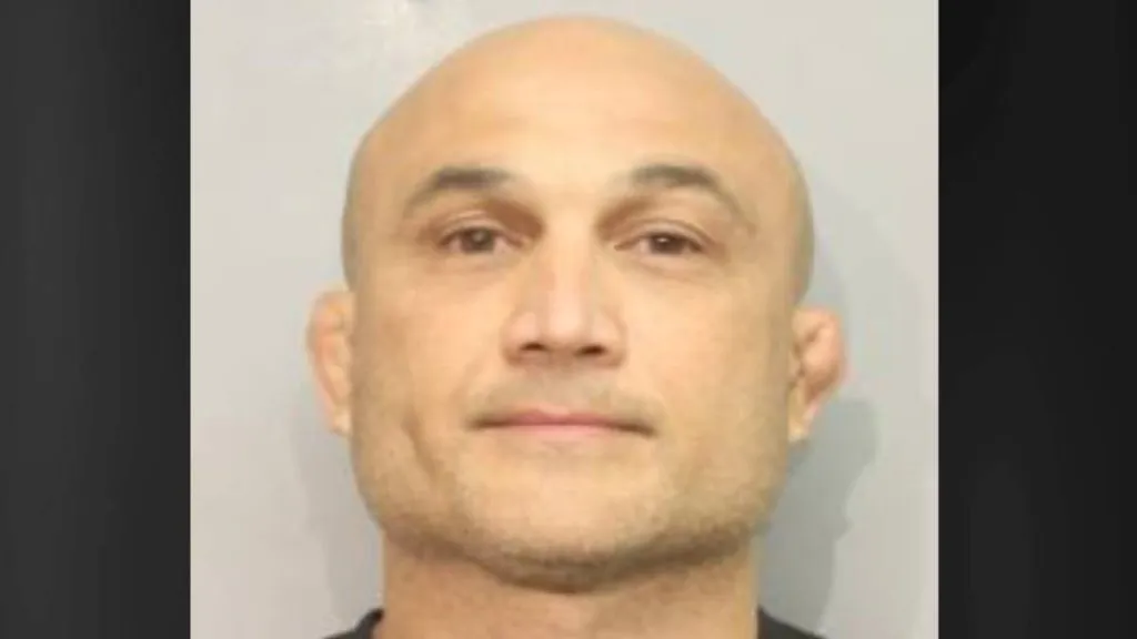 Legenda UFC BJ Penn Ditangkap di Hilo Hari Kamis karena Melanggar Perintah Penahanan Sementara