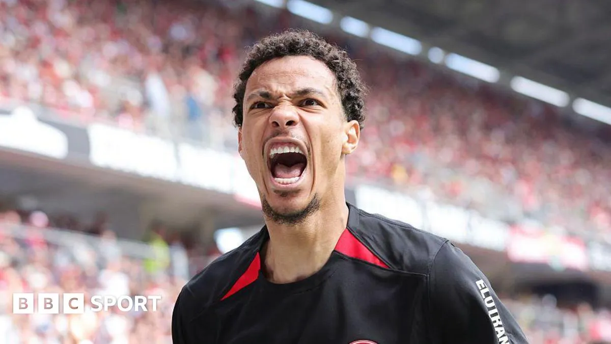 Hugo Ekitike: Liverpool Dekati Striker Eintracht Frankfurt dengan Harga Lebih dari £70 Juta